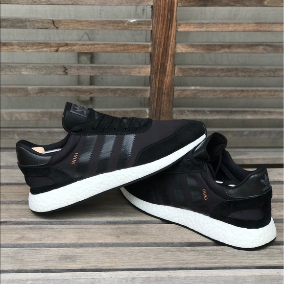 iniki core black